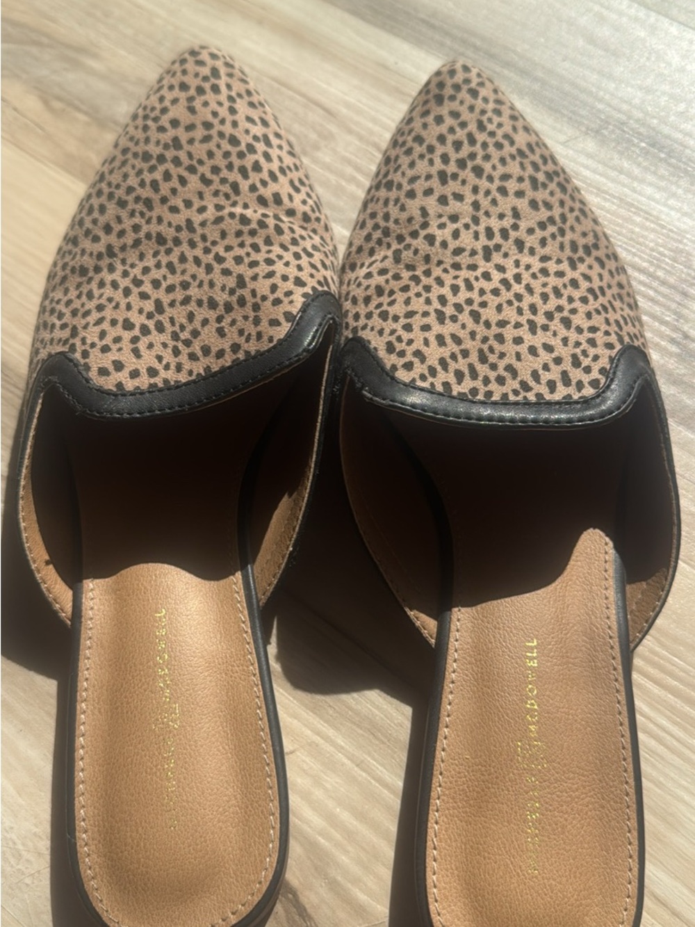Mules - Picture 2 of 4